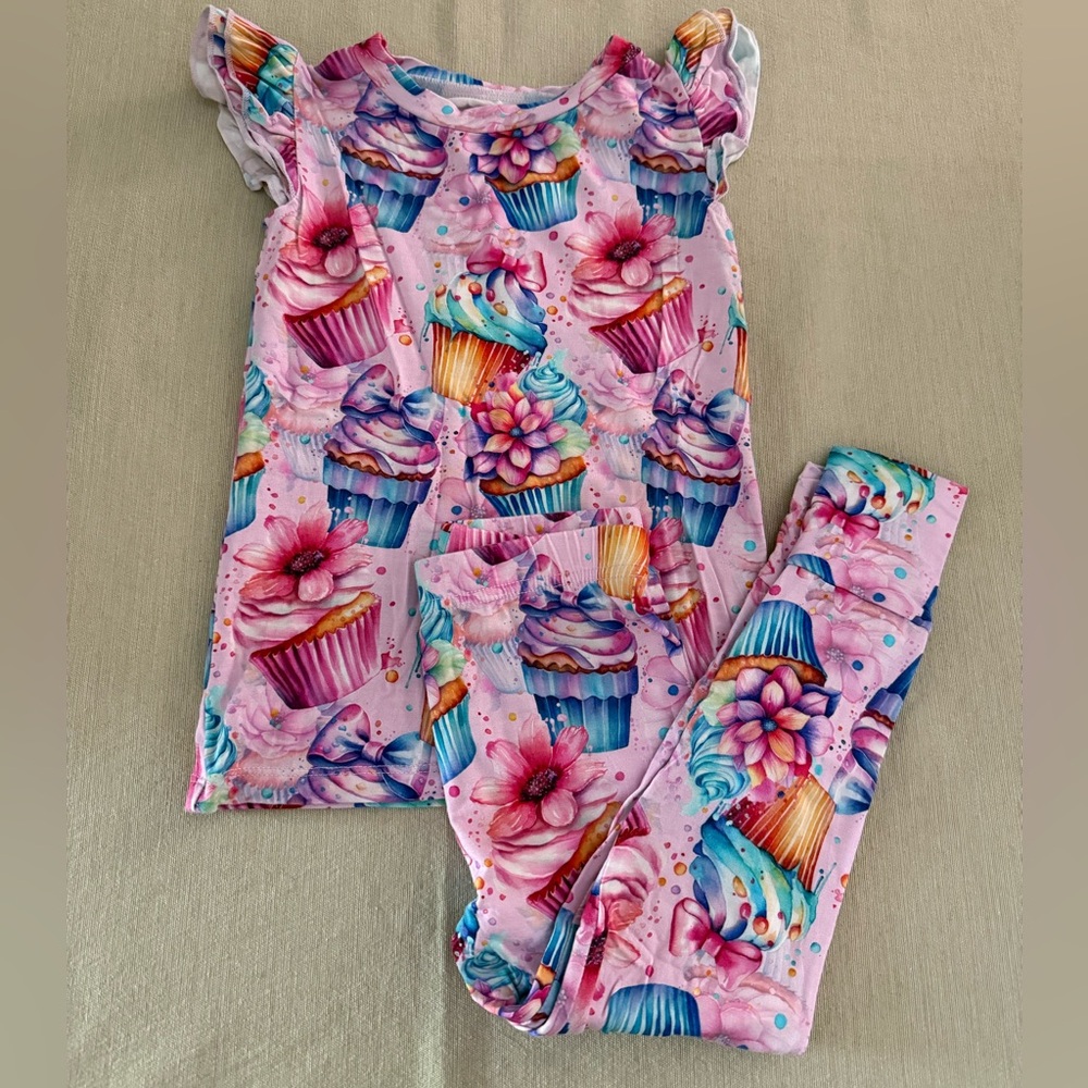Bums and Roses Cupcake Birthday Pajama Set